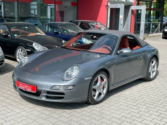 Image 1/16 of Porsche 911 Carrera S (2005)
