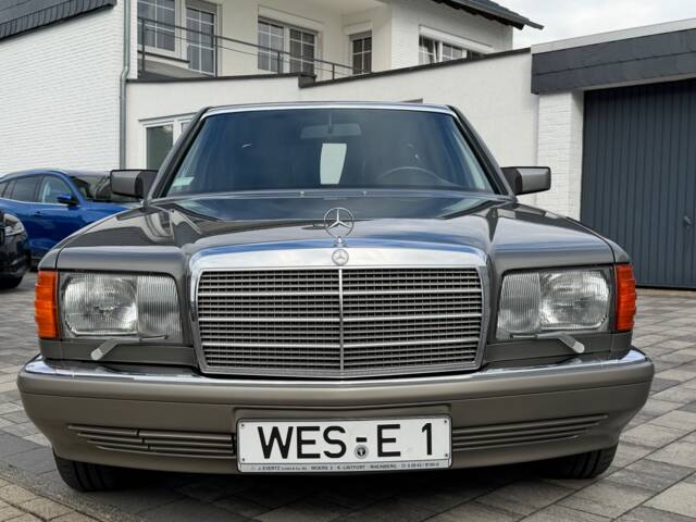 Mercedes-Benz 500 SEL