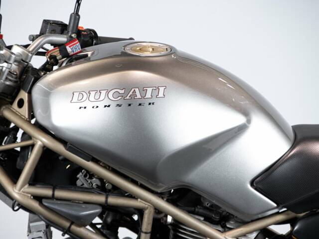 Ducati Monster 750
