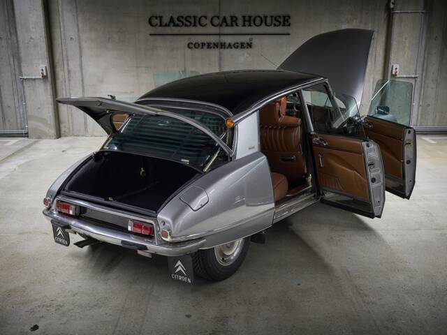 Citroën DS 23 Pallas