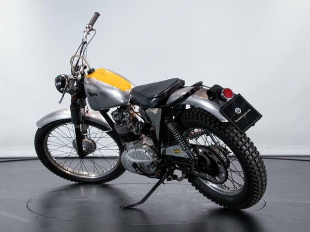 BSA 250 SS Gold Star