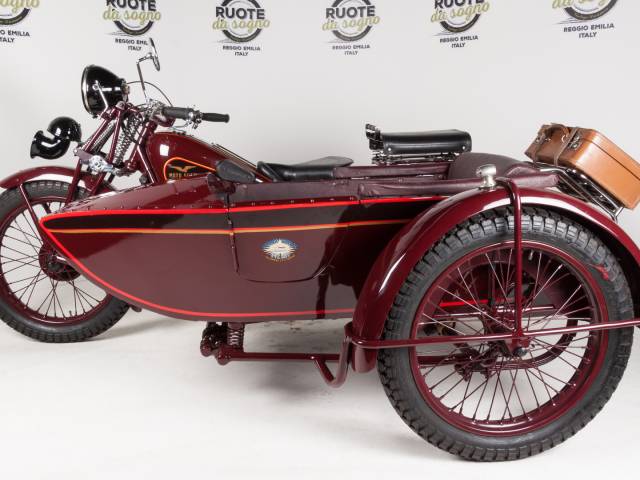Image 1/12 of Moto Guzzi DUMMY (1931)