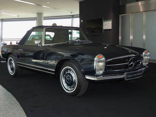 Mercedes-Benz 280 SL
