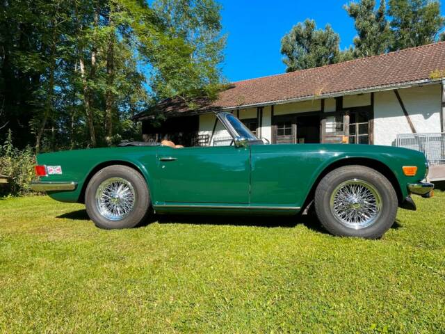 Image 1/20 of Triumph TR 6 (1976)