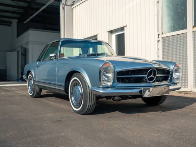Mercedes-Benz 280 SL