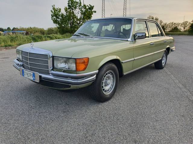Mercedes-Benz 450 SEL 6,9