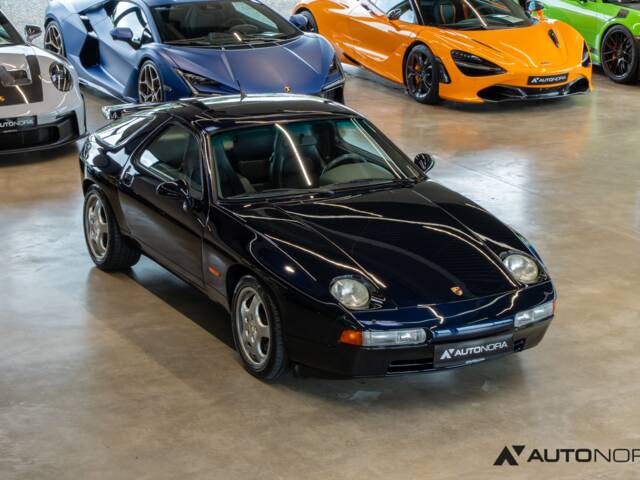 Porsche 928 GTS