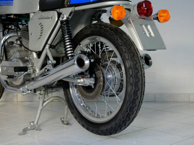 Ducati 900 SS