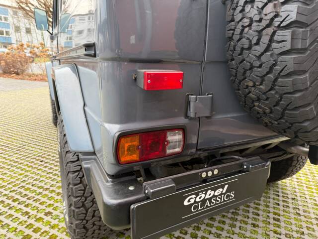 Mercedes-Benz 280 GE (SWB)