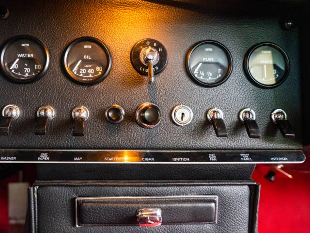 Jaguar E-Type 4.2
