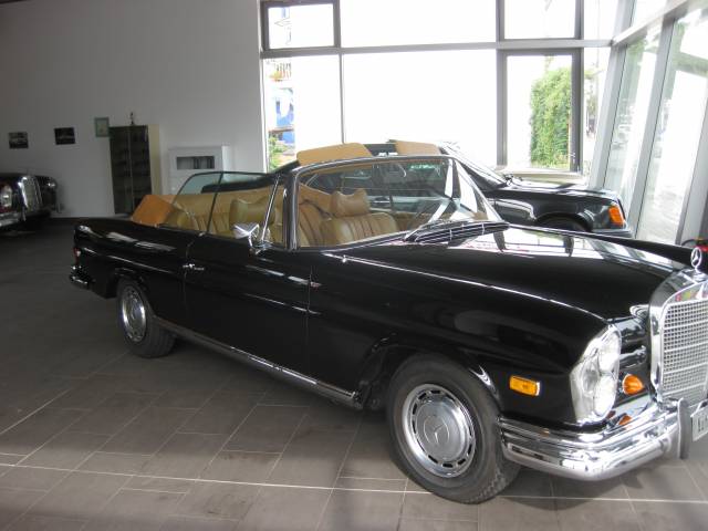 Immagine 1/14 di Mercedes-Benz 280 SE (1971)