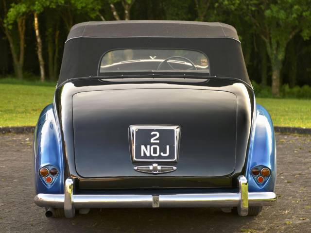 Rolls-Royce Silver Wraith