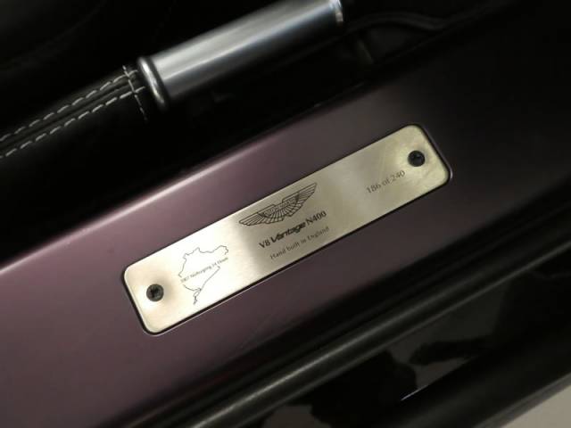 Aston Martin V8 Vantage