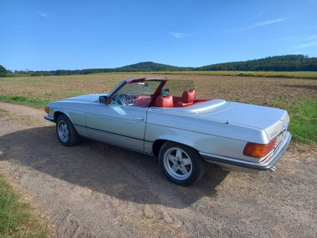 Image 1/8 of Mercedes-Benz 350 SL (1975)