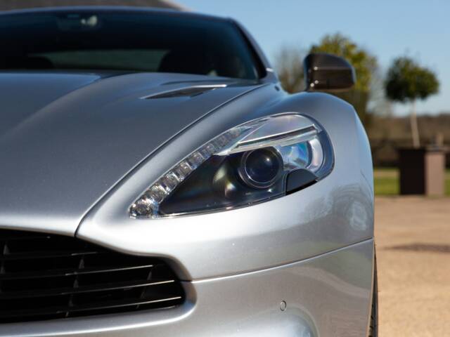 Aston Martin Vanquish