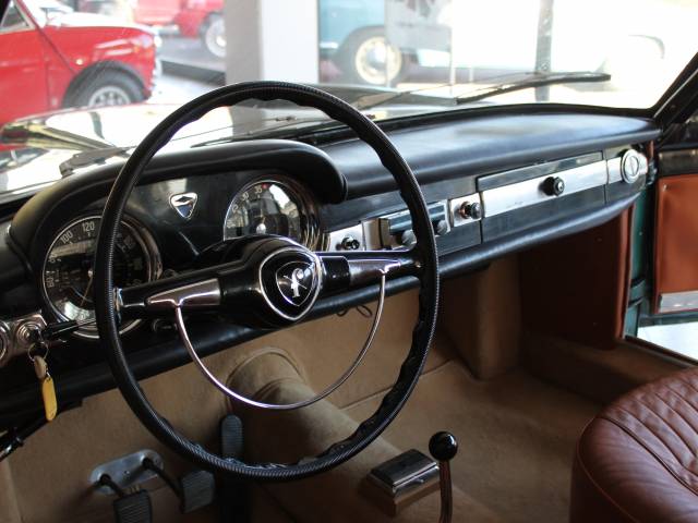 Lancia Flaminia Coupe Pininfarina 3B