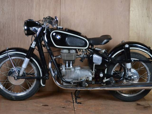 Image 1/14 de BMW DUMMY (1956)