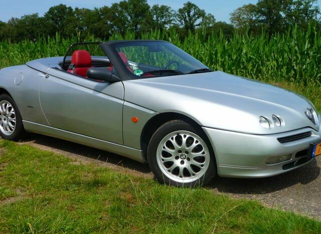 Image 1/7 of Alfa Romeo Spider 1.8 Twin Spark (1999)