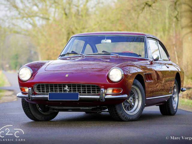 Ferrari 330 GT 2+2