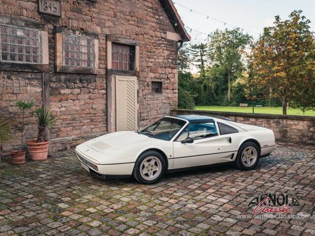 Ferrari 208 GTS Turbo
