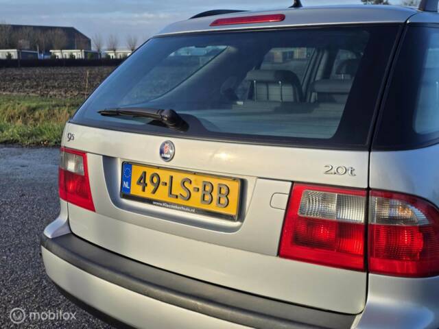 Saab 9-5 Hearse
