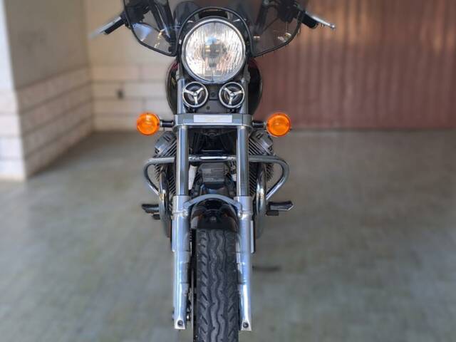 Moto Guzzi Nevada 750