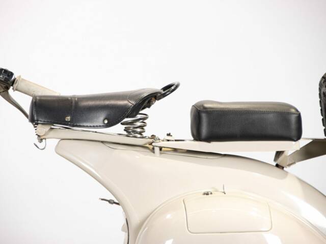 Piaggio Vespa 150 "Struzzo" VL