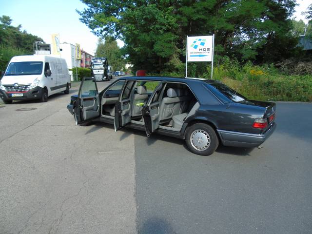 Mercedes-Benz 260 E Lang