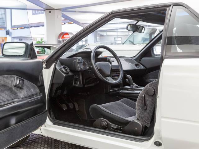 Toyota MR2