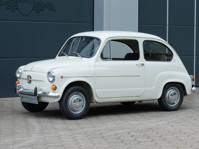 Bild 1/12 von SEAT 600 D (1971)
