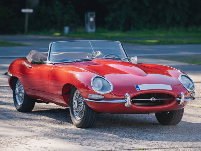 Jaguar E-Type 3.8