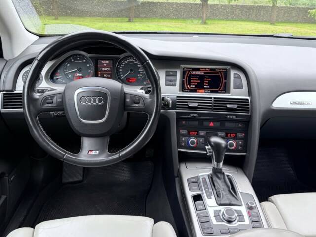 Audi S6 Avant 5.2 V10 quattro