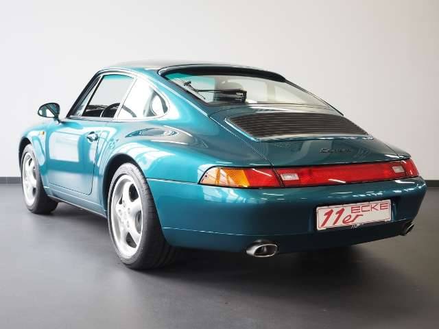 Porsche 911 Carrera
