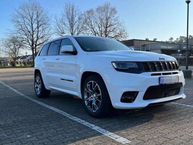 Image 1/10 of Jeep Grand Cherokee 6.4 V8 SRT (2019)