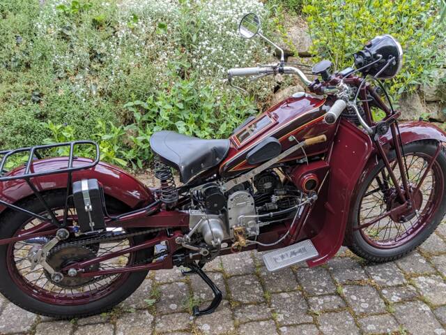 Moto Guzzi GT 16