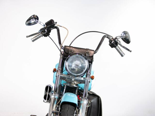 Harley-Davidson Dyna Glide Custom