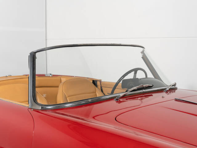 Alfa Romeo 2000 Spider