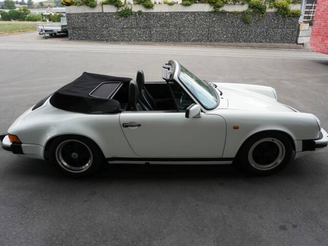 Porsche 911 Carrera 3.2