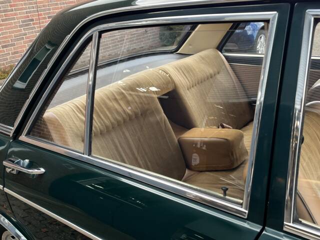 Audi 100 LS