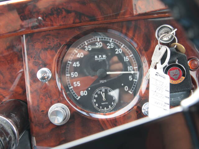 Jaguar XK 120 FHC
