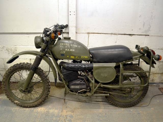 Image 1/6 de Can-Am DUMMY (1980)