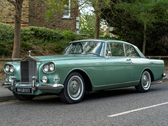 Immagine 1/22 di Rolls-Royce Silver Cloud III "Chinese Eyes" (1964)