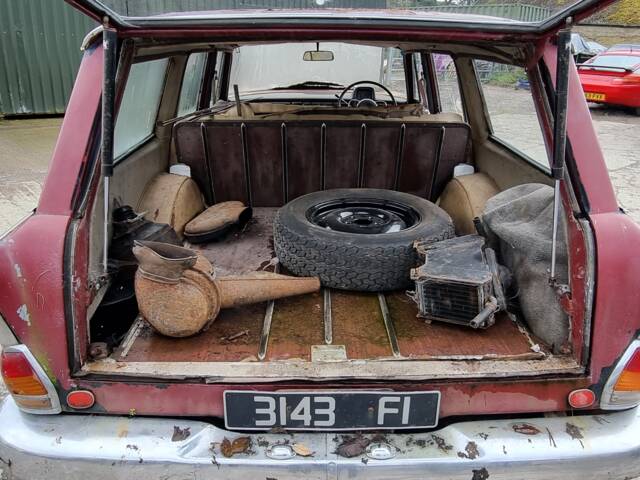 Mercedes-Benz 230 S Universal