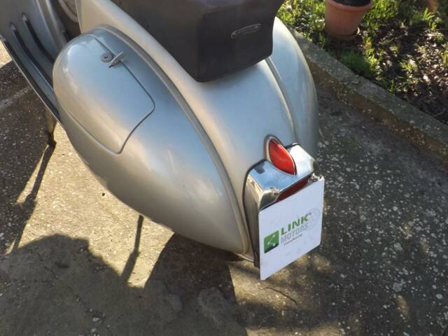 Piaggio Vespa 150 GS