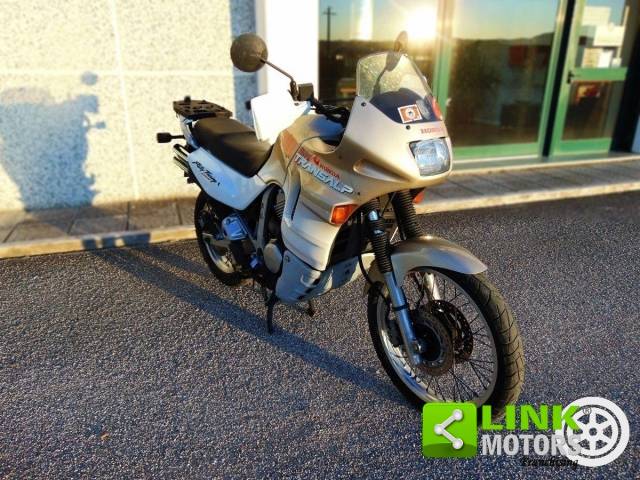 Image 1/17 of Honda DUMMY (1997)