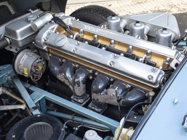 Jaguar E-Type 4.2