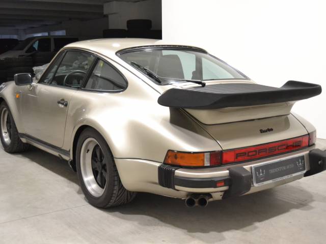 Porsche 911 Turbo 3.3