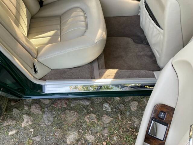Jaguar XJ12 6.0