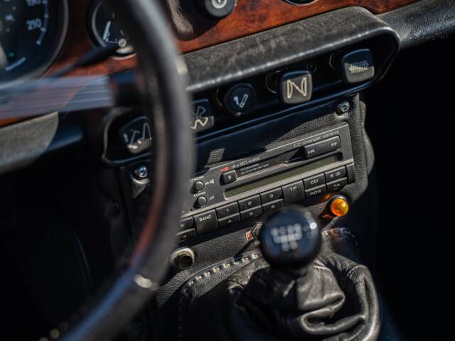 Triumph TR 250