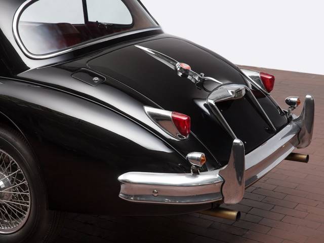 Jaguar XK 150 FHC